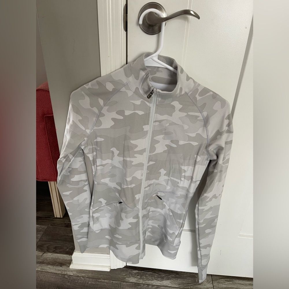 LOLE full zip size Small ladies. Worn a few times!